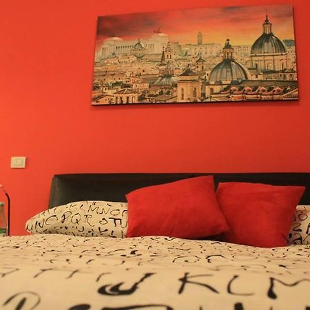 ローマ Amelia 5 Bed & Breakfast エクステリア 写真